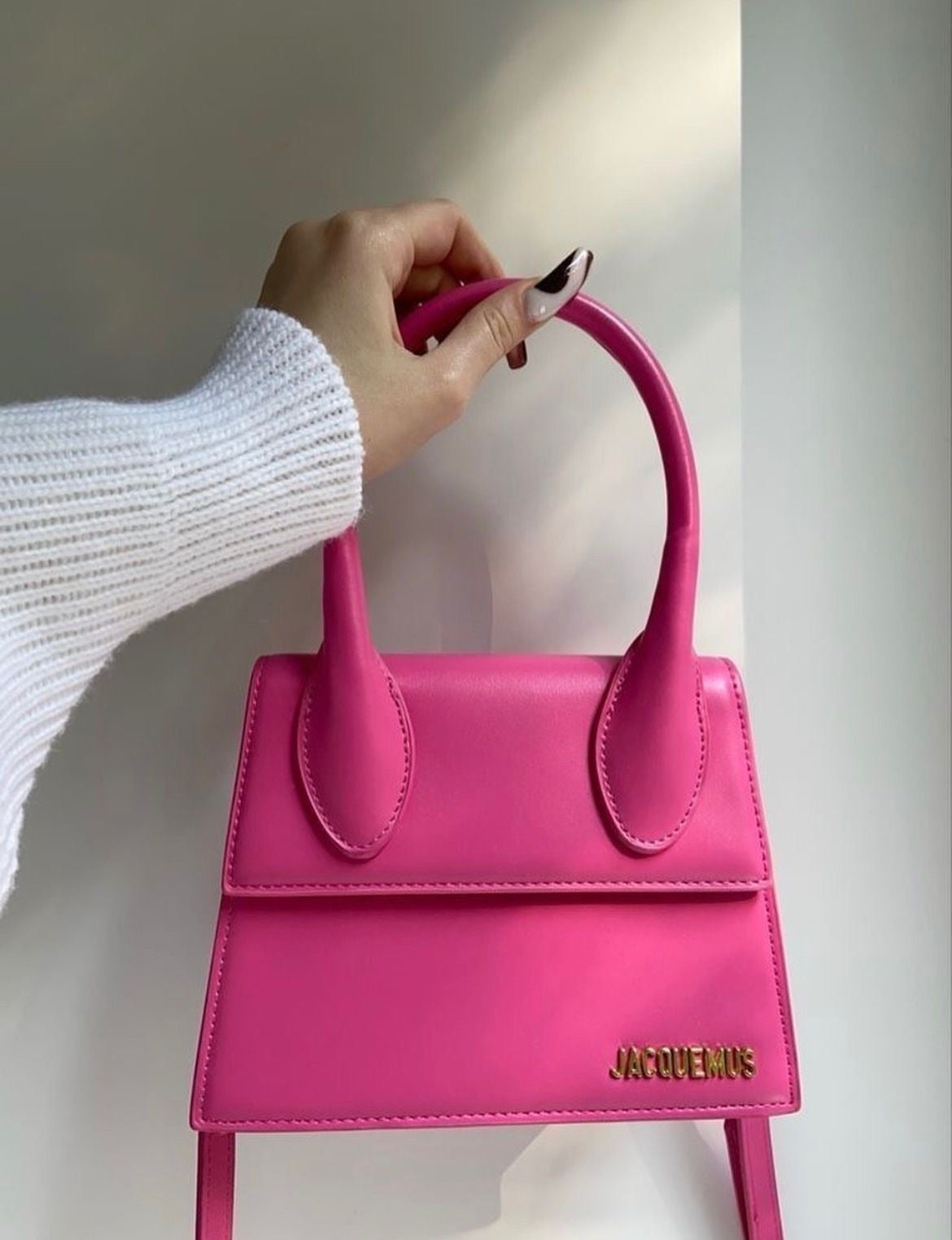 JACQUEMUS CHIQUITO TOTE BAG