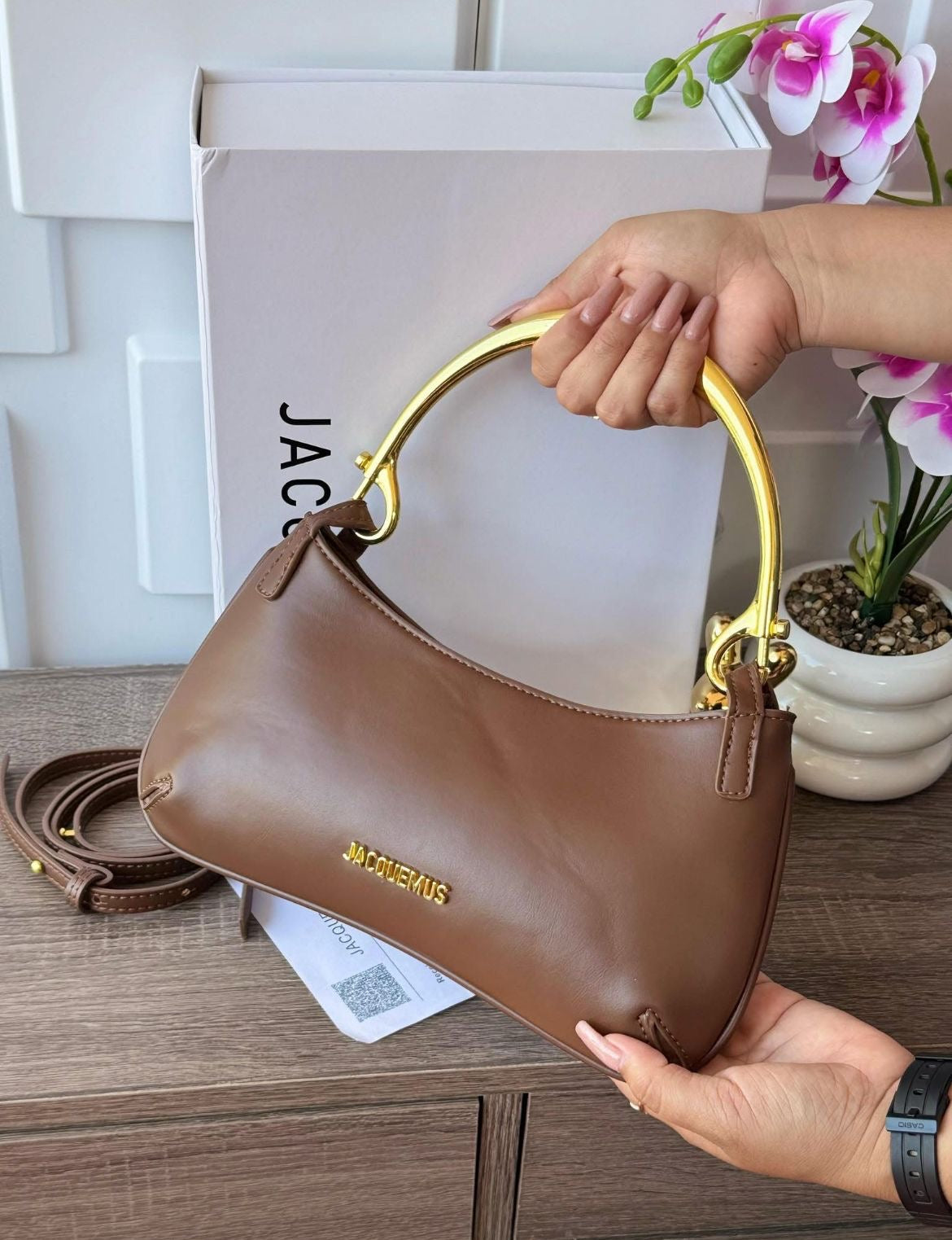 JACQUEMUS LE BISOU MOUSQUETON BAG