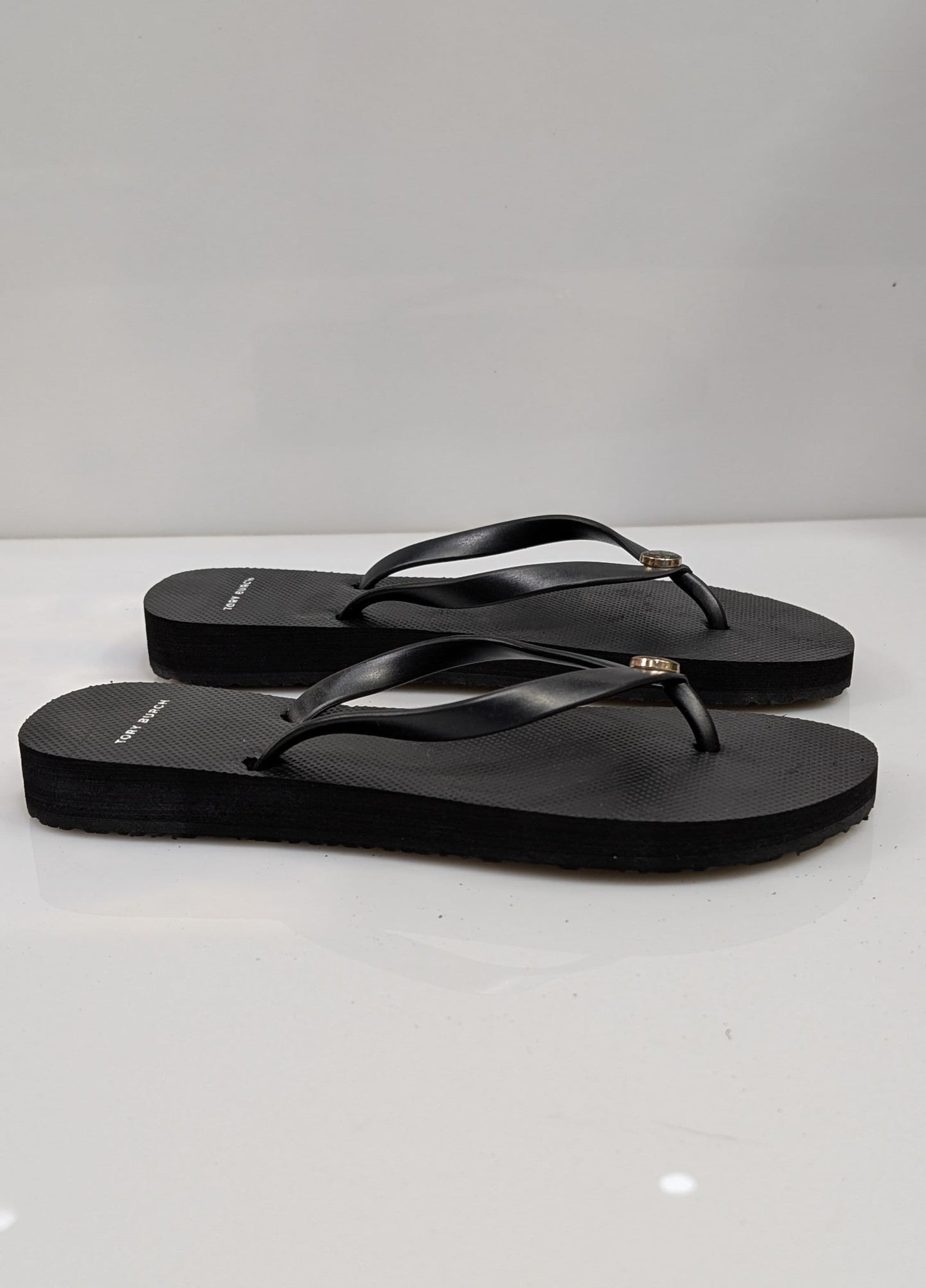 TORY BURCH FLIP FLOPS