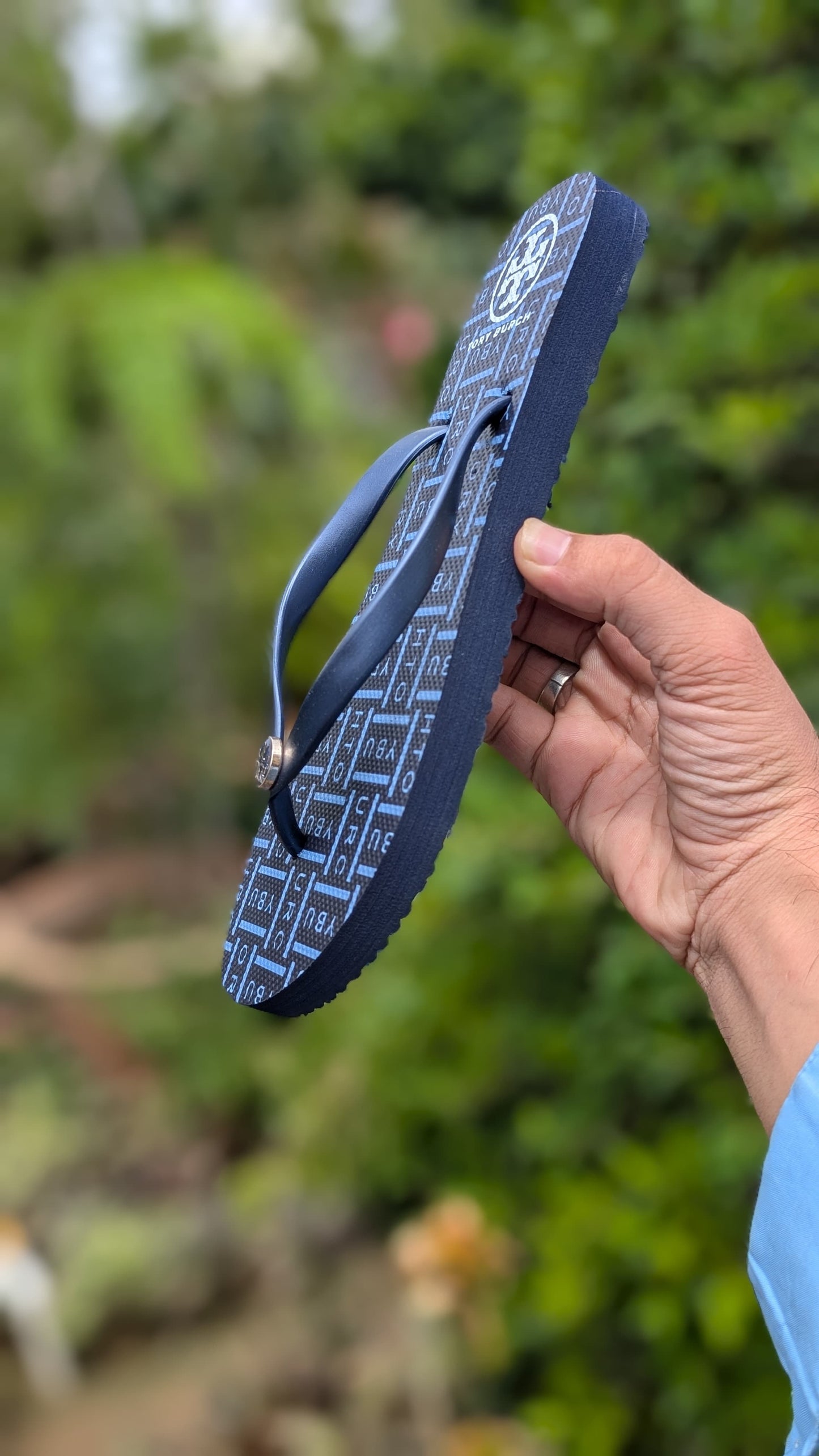 TORY BURCH FLIP FLOPS