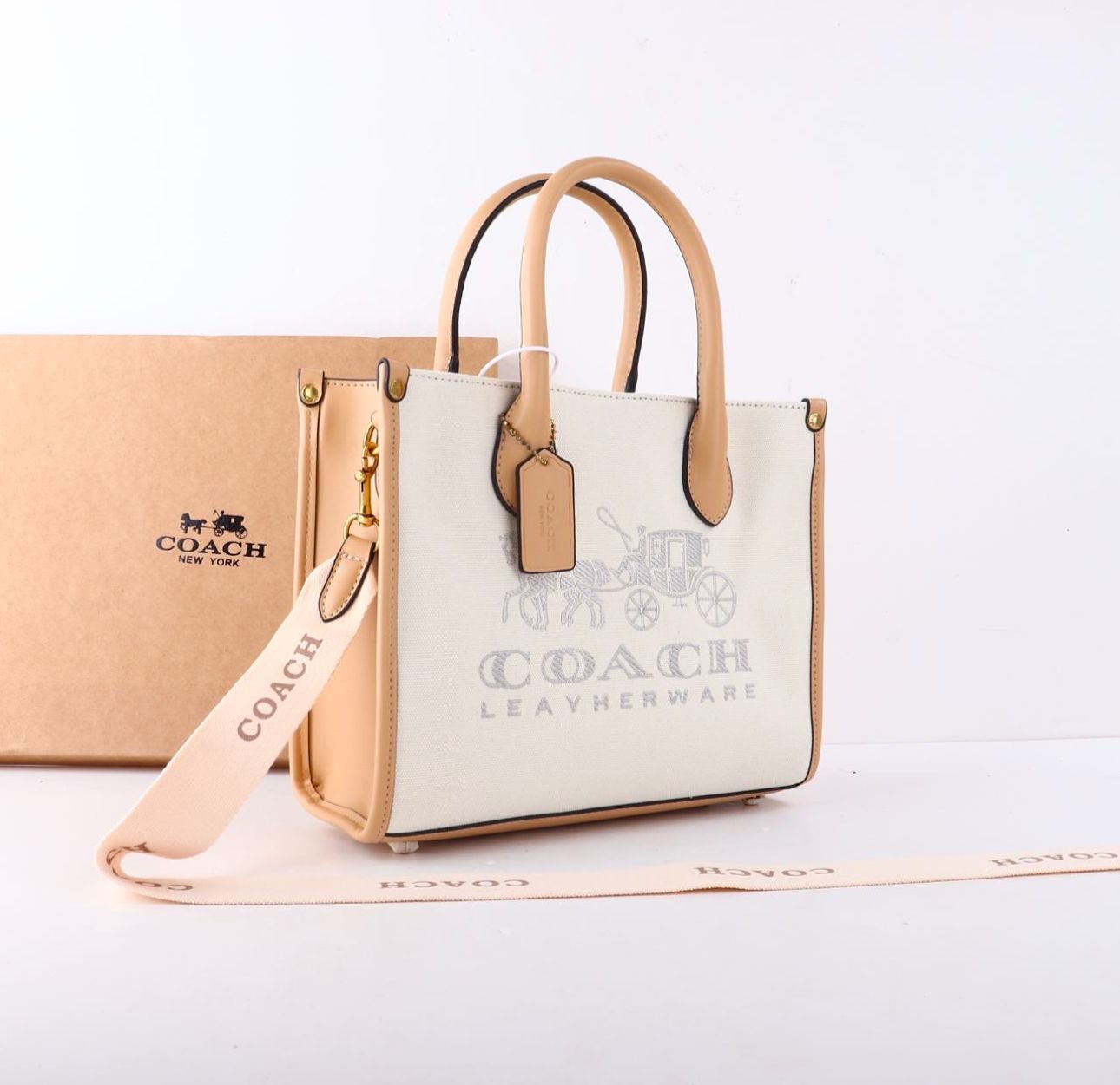 COACH HAND BAG