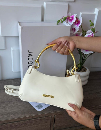 JACQUEMUS LE BISOU MOUSQUETON BAG