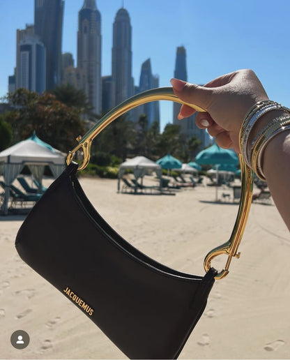 JACQUEMUS LE BISOU MOUSQUETON BAG