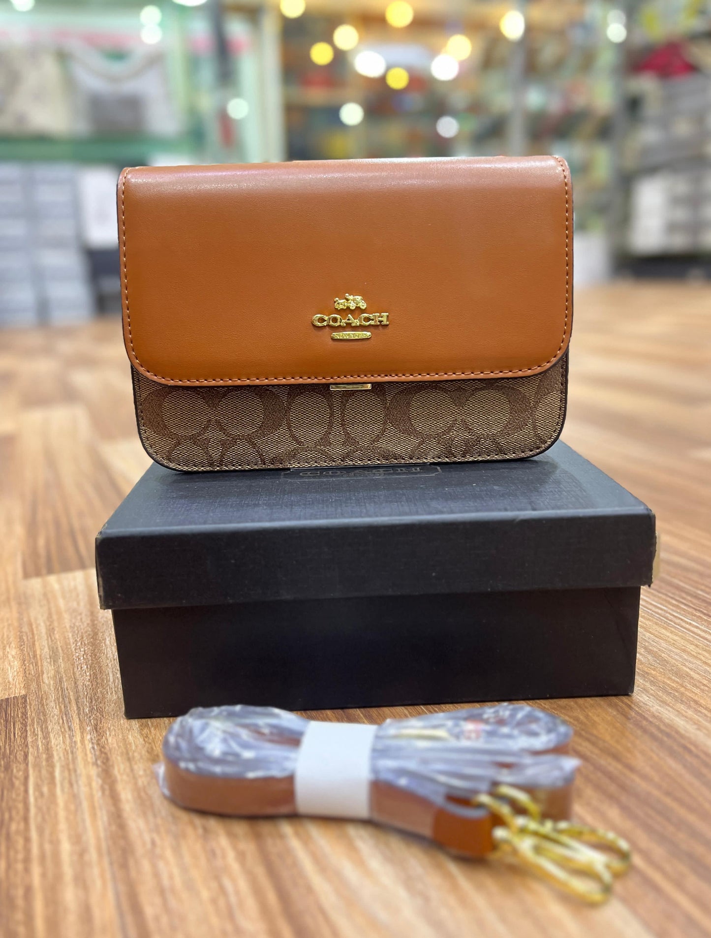 COACH BRYNN SHOULDER BAG