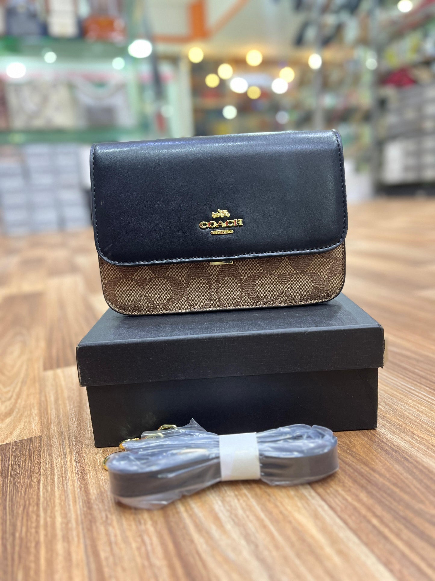 COACH BRYNN SHOULDER BAG